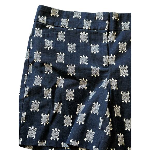 Ann Taylor Loft Riviera Shorts 4 Navy Blue White Turtle Print Coastal - Picture 4 of 8